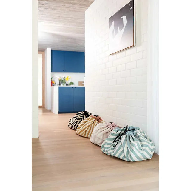 Play & Go Playmat & Storage Bag - Stripes Pink - Laadlee