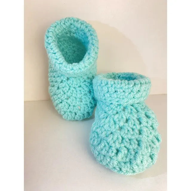 Pikkaboo Cuddles & Snuggles Crochet Baby Booties - Green - Laadlee