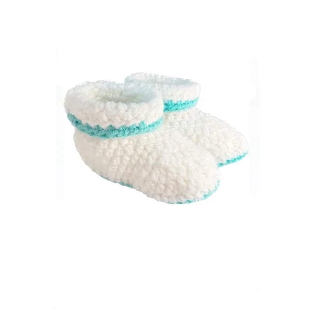 Pikkaboo Cuddles & Snuggles Crochet Baby Booties - White & Green - Laadlee