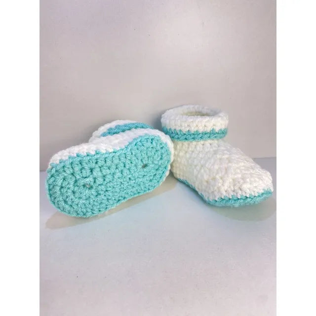 Pikkaboo Cuddles & Snuggles Crochet Baby Booties - White & Green - Laadlee