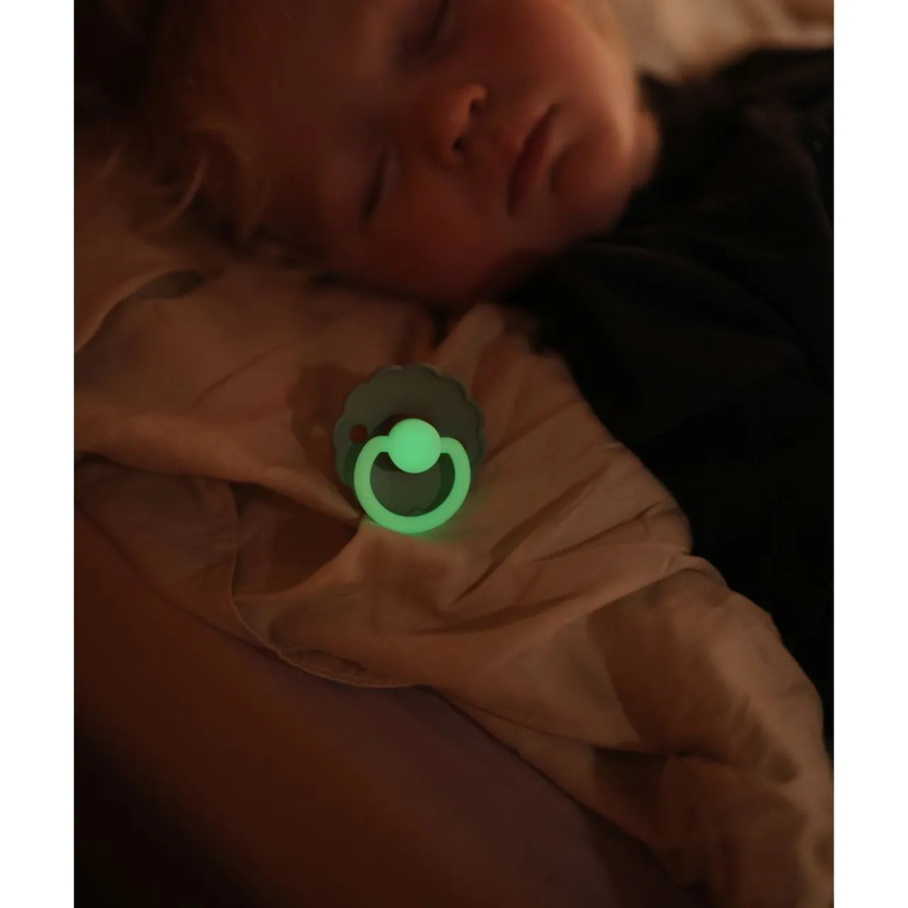 Frigg Daisy Silicone Baby Pacifier 6M - 18M, 2Pack, Cream Night/French Gray Night - Size 2 - Laadlee