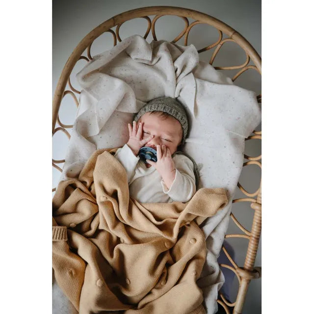 Frigg Moon Phase Silicone Baby Pacifier 6M-18M, 1Pack, Jet Black - Size 2 - Laadlee