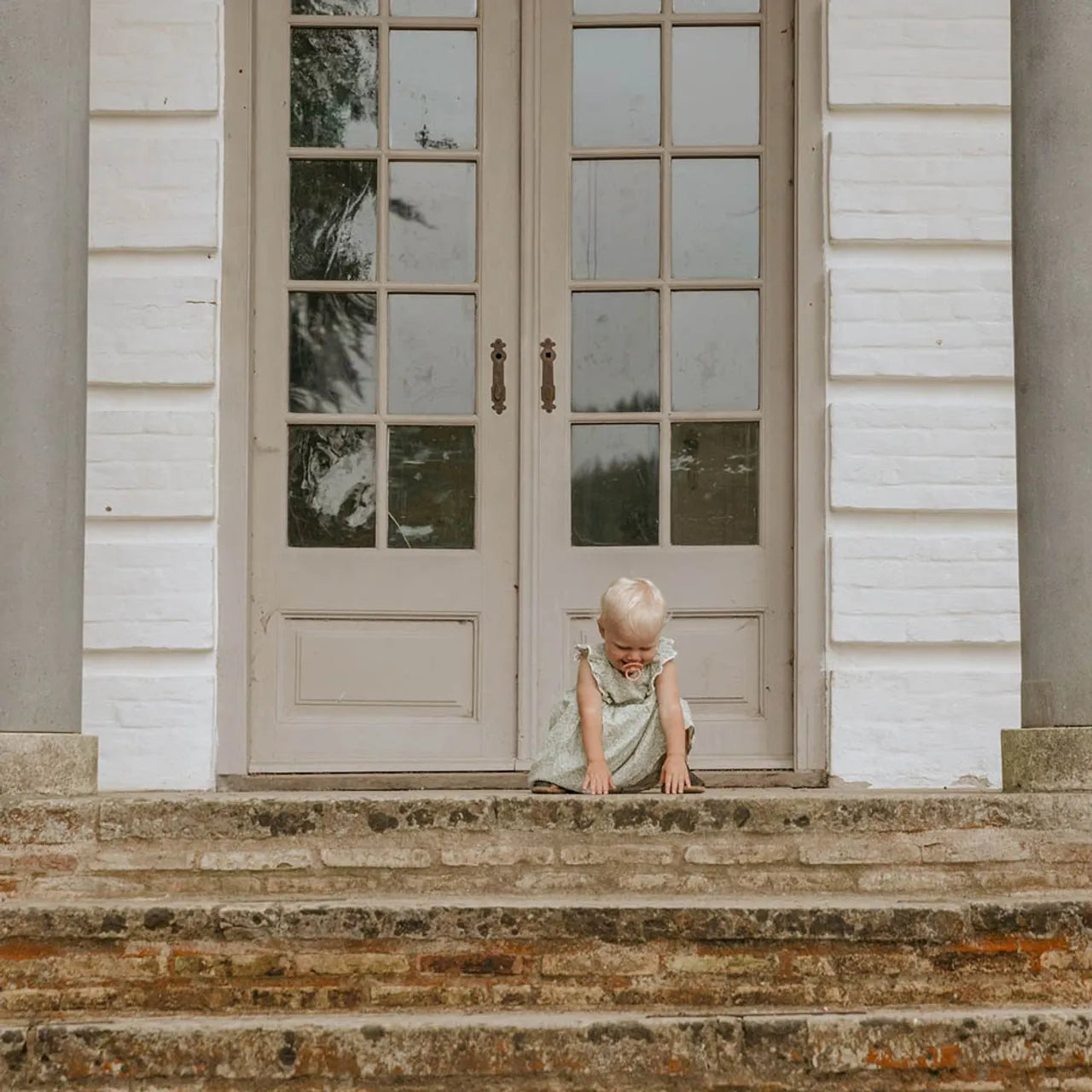 Frigg Fairytale Silicone Baby Pacifier 6M-18M, 1Pack, The Little Match Girl - Size 2 - Laadlee