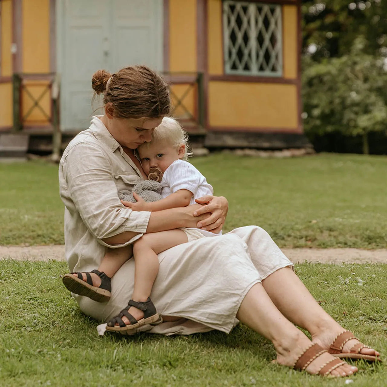 Frigg Fairytale Latex Baby Pacifier 0-6M, 1Pack, The Little Mermaid - Size 1 - Laadlee