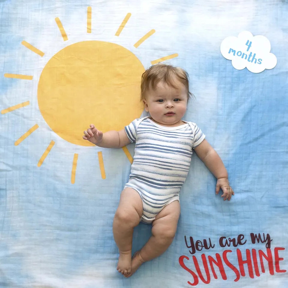 Lulujo Baby's First Year™ Blanket & Cards Set - You Are My Sunshine - Laadlee