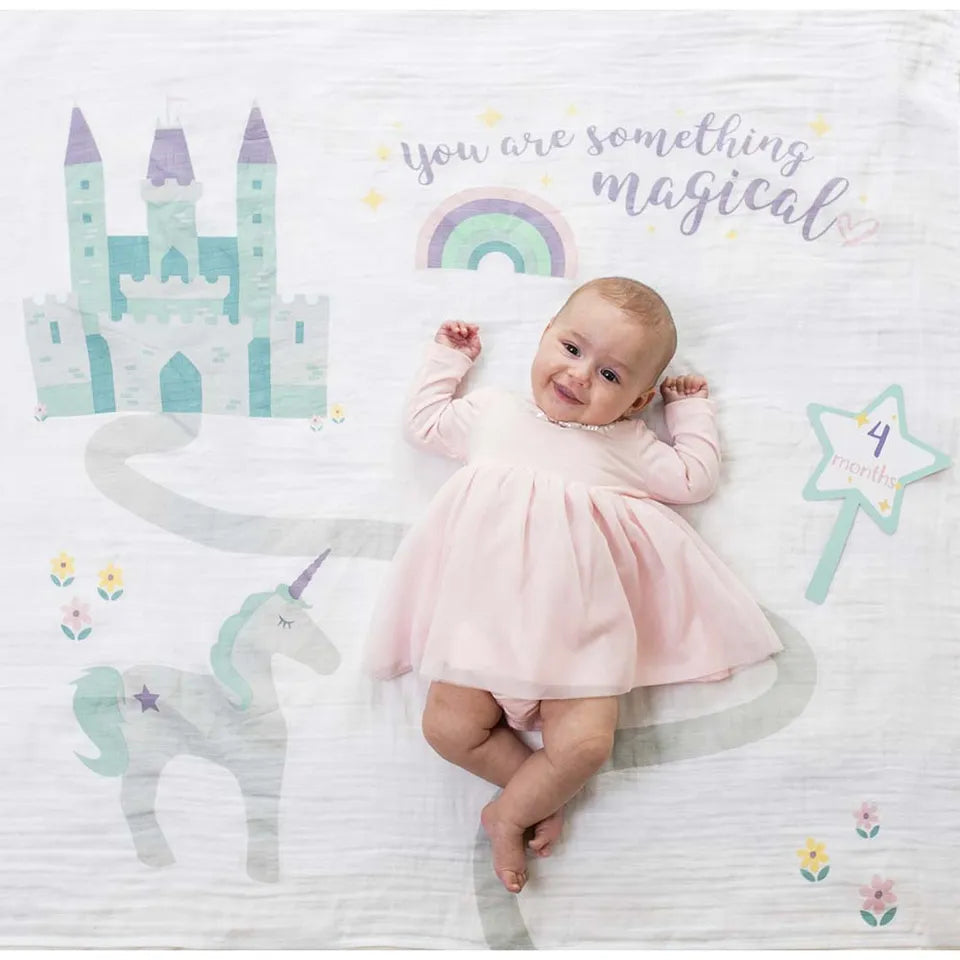 Lulujo Baby's First Year™ Blanket & Cards Set- Something Magical - Laadlee