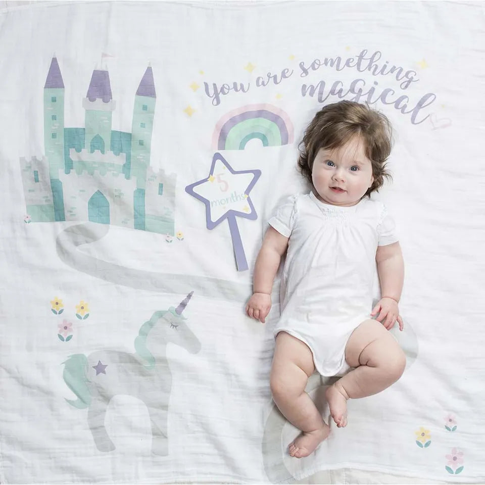 Lulujo Baby's First Year™ Blanket & Cards Set- Something Magical - Laadlee