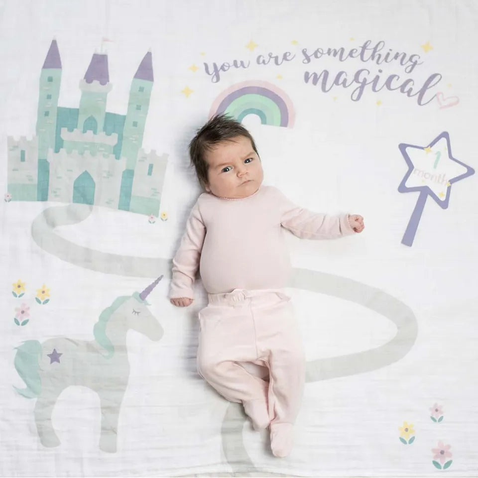 Lulujo Baby's First Year™ Blanket & Cards Set- Something Magical - Laadlee