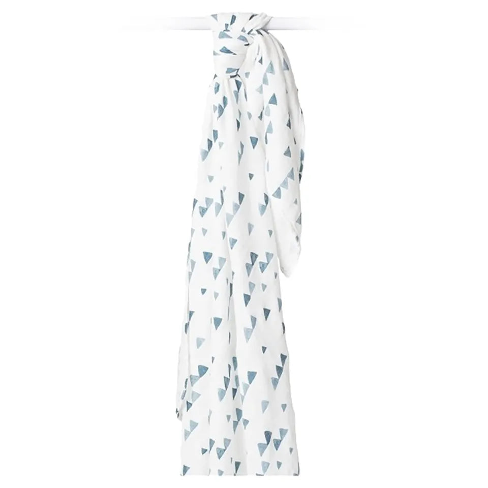 Lulujo Bamboo Swaddle - Navy Triangles - Laadlee