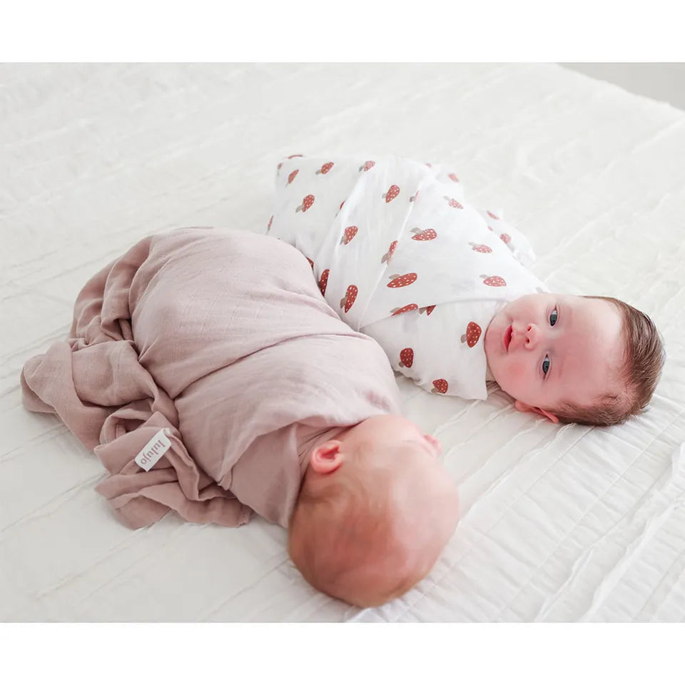 Lulujo 2-pack Cotton Swaddles - Mushroom & Sand - Laadlee