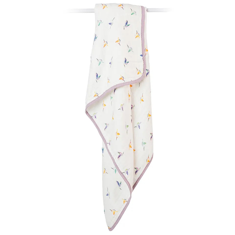 Lulujo Bamboo Crib Quilt - Hummingbirds - Laadlee