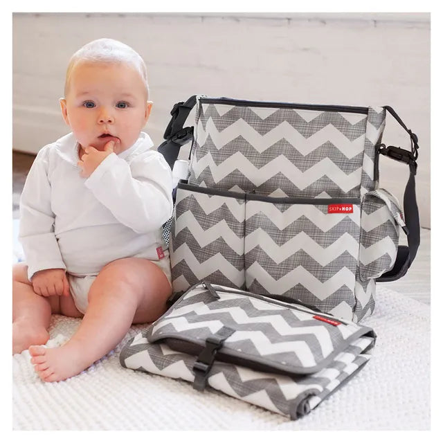Skip Hop Pronto Changing Station - Chevron - Laadlee