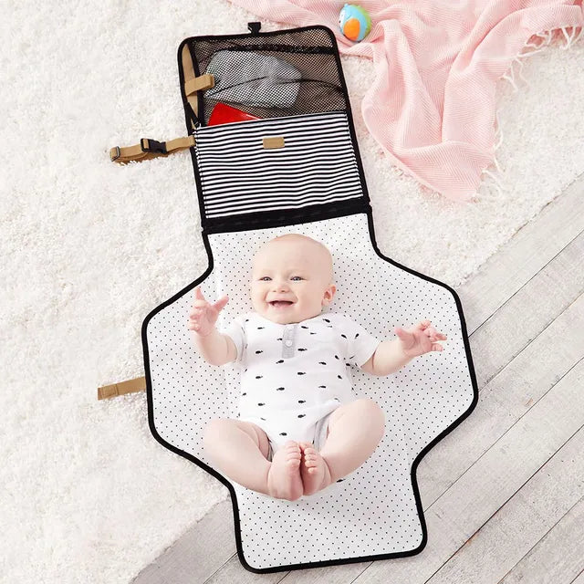 Skip Hop Pronto Changing Station - Black/White Stripes - Laadlee
