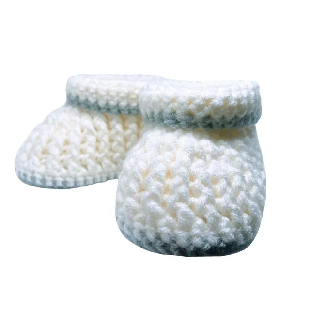 Pikkaboo Cuddles & Snuggles Crochet Baby Booties - White & Grey - Laadlee