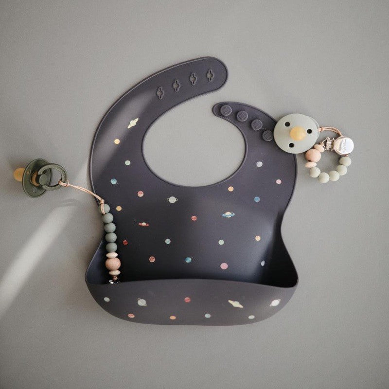 Mushie Silicone Bib Planets - Laadlee