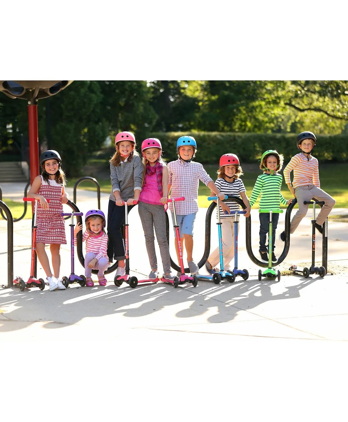 Micro Maxi Deluxe With T Bar Scooter - Blue - Laadlee