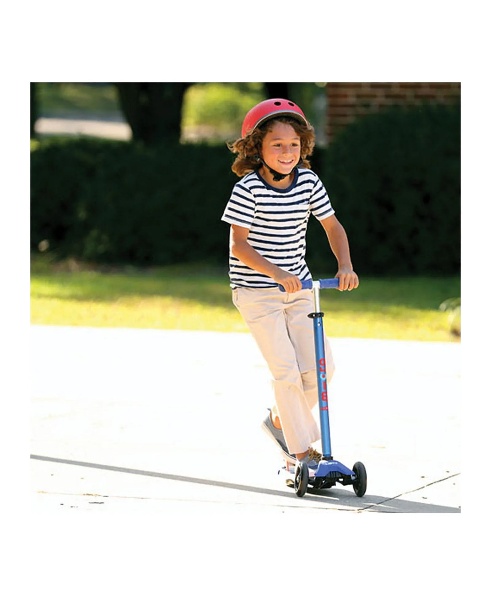 Micro Maxi Deluxe With T Bar Scooter - Blue - Laadlee