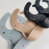 Mushie Silicone Bib Retro Cars - Laadlee