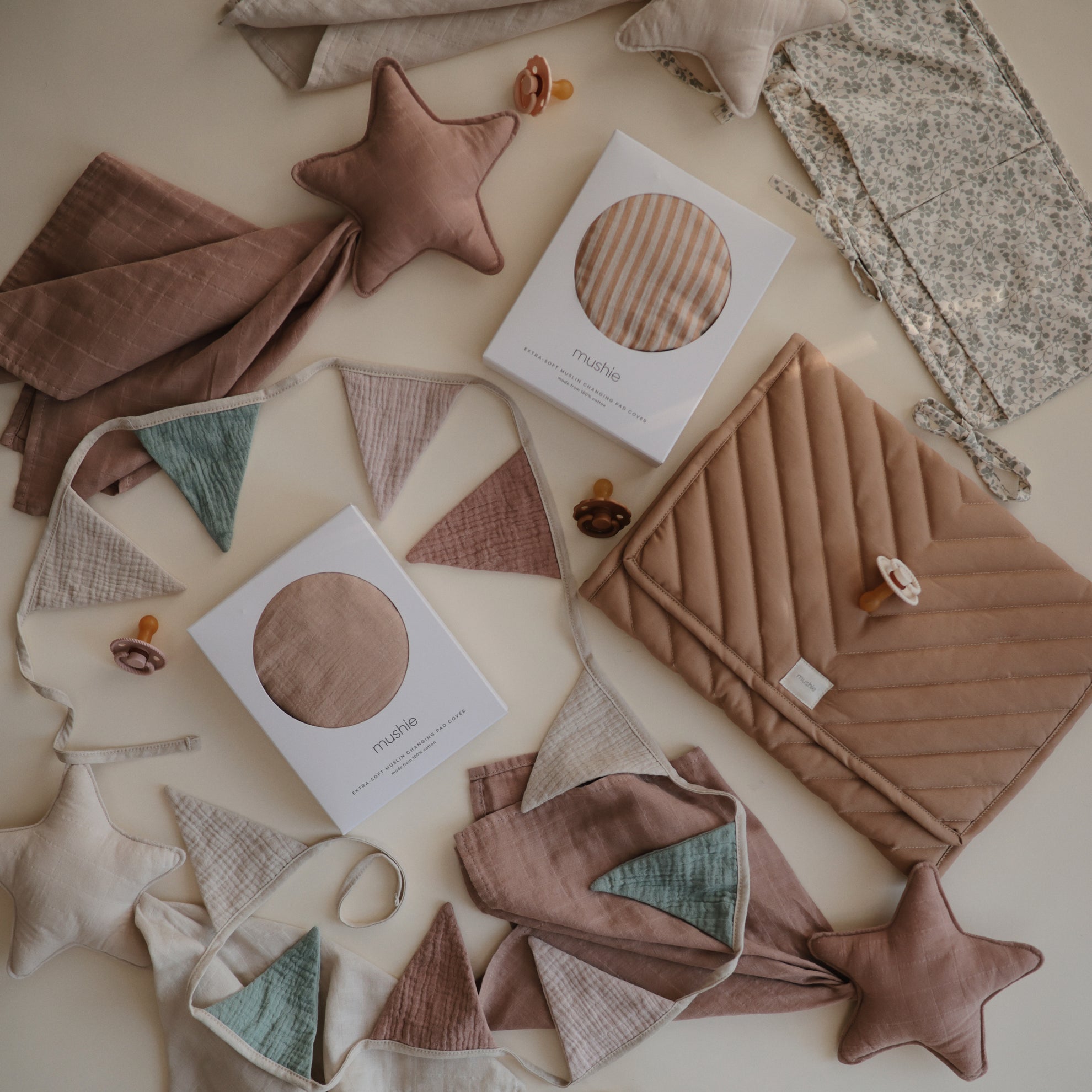 Mushie Baby Garland - Laadlee