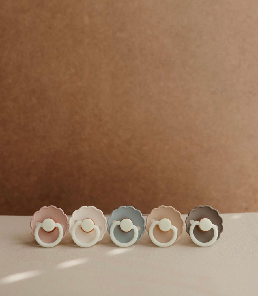 Frigg Daisy Latex Baby Pacifier 0-6M, 1Pack, Portobello Night - Size 1 - Laadlee