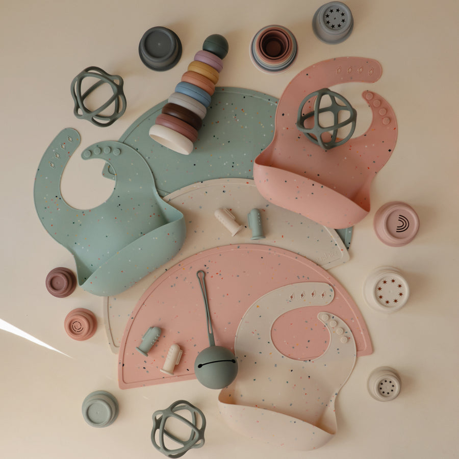 Mushie Silicone Mat Vanilla Confetti - Laadlee