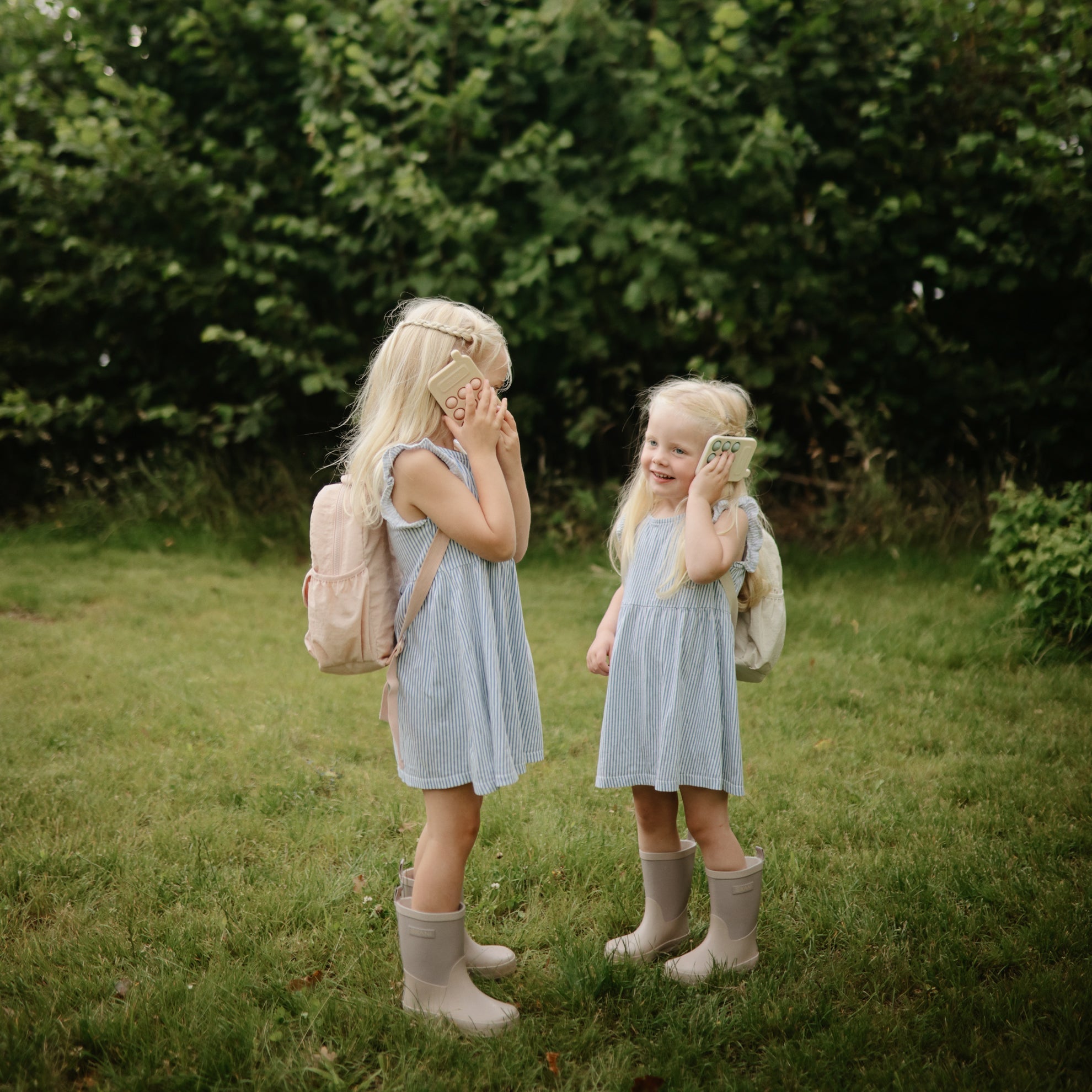 Mushie Phone Press Toy Blush - Laadlee