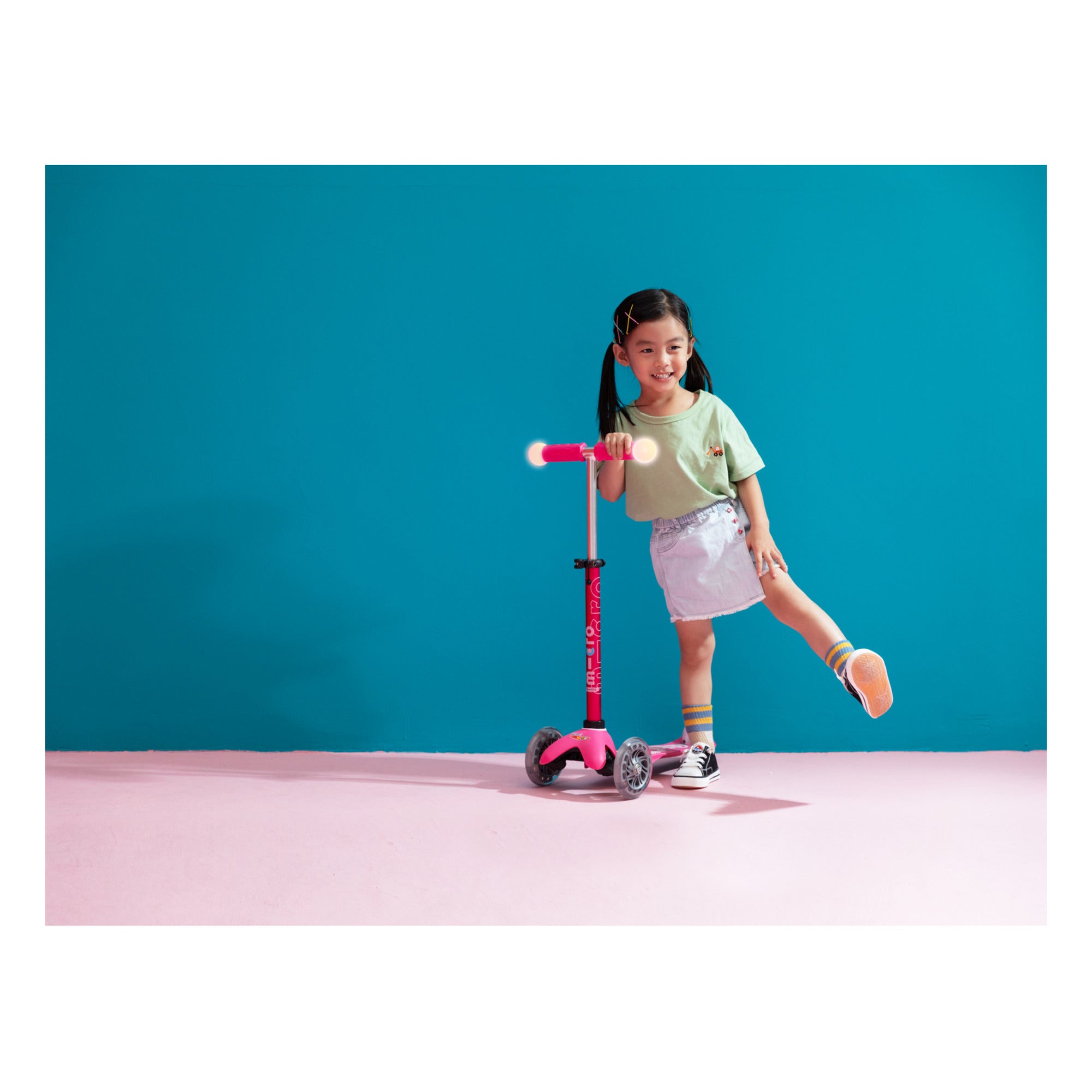Micro Mini Deluxe Magic - Pink - Laadlee
