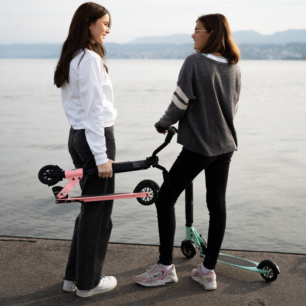 Micro Sprite Deluxe Scooter - Neon Rose - Laadlee