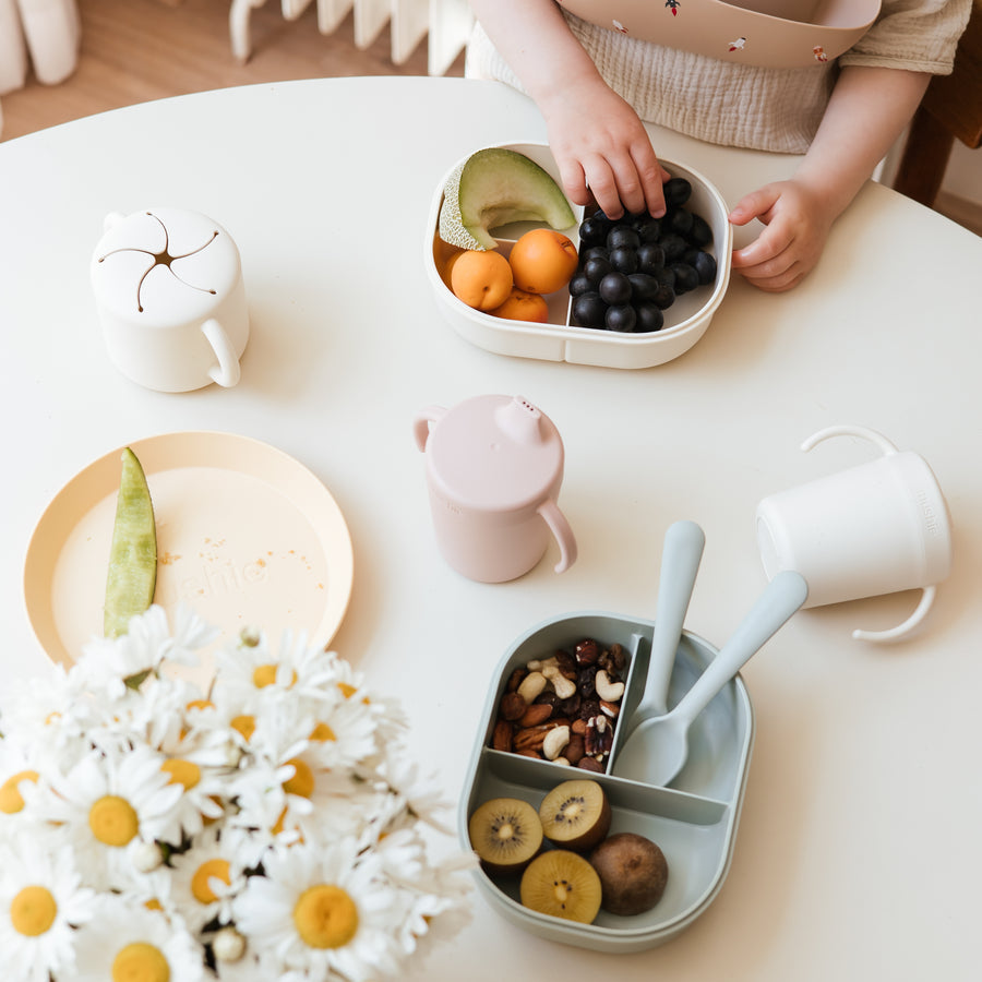 Mushie Dinner Plate Round Pale Daffodil - Laadlee