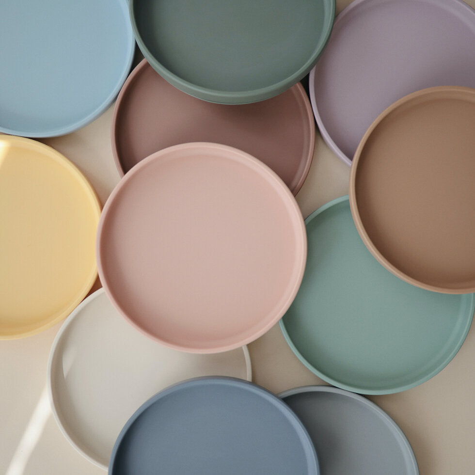 Mushie Classic Silicone Suction Plate Daffodil - Laadlee