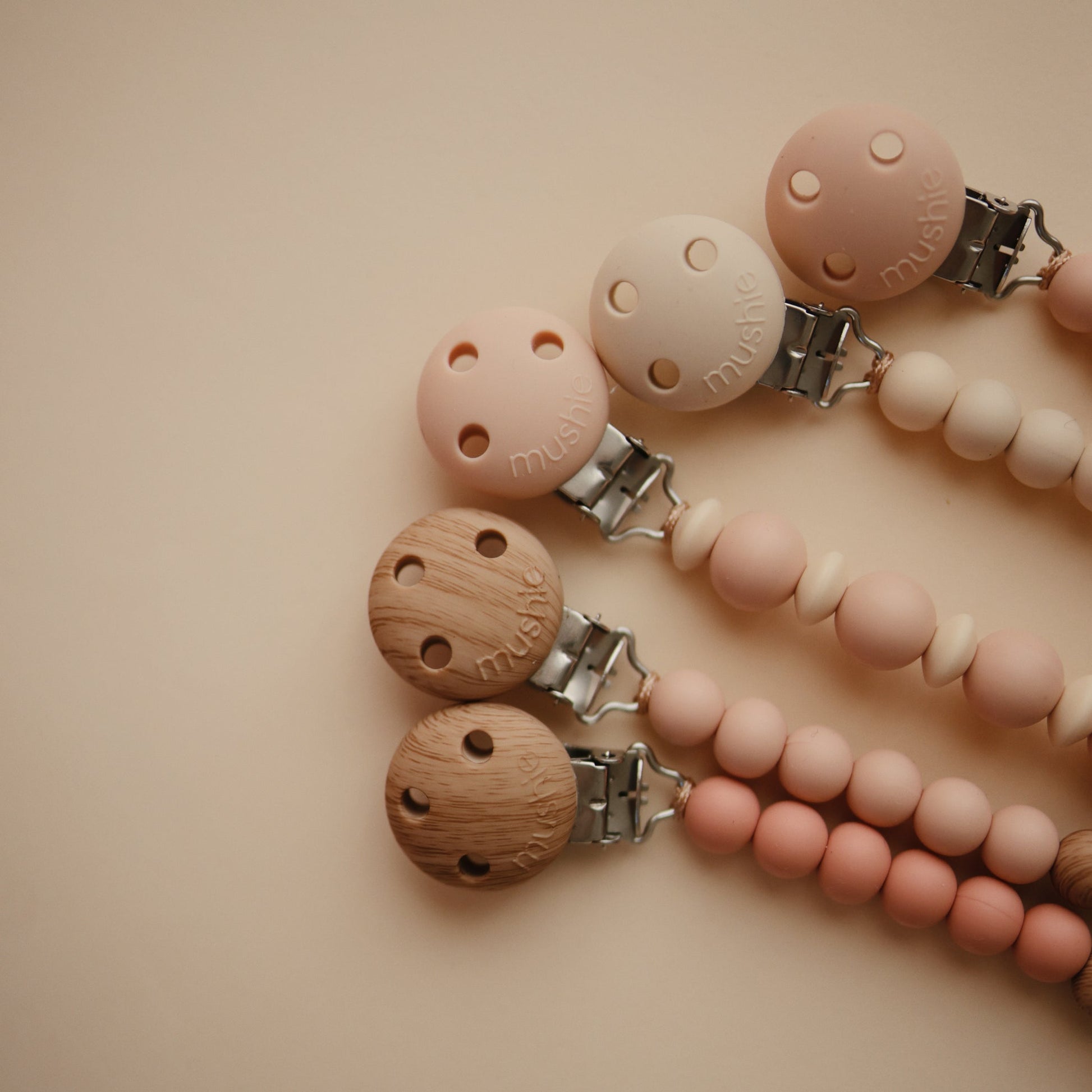 Mushie Pacifier Clips Eva Redwood - Laadlee