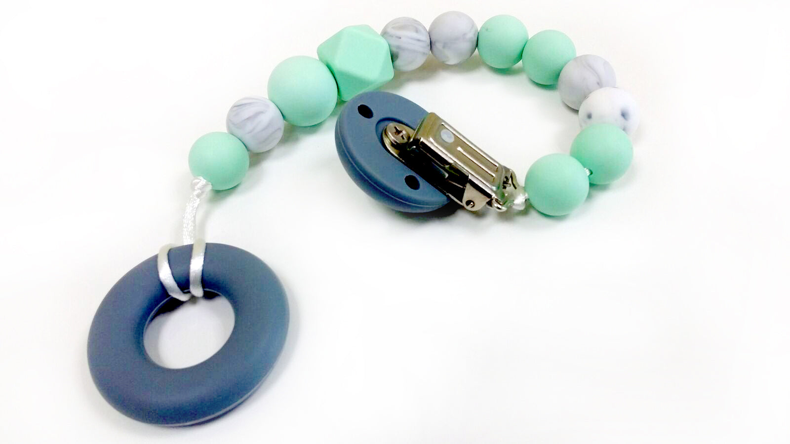 Desert Chomps Teething Clips - Mint - Laadlee