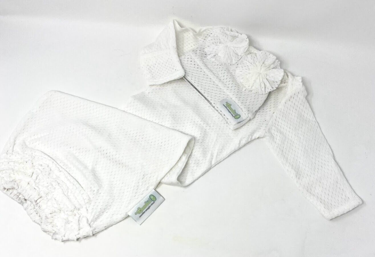 Woombie Ultra Air Gowns + Hat - White - Laadlee