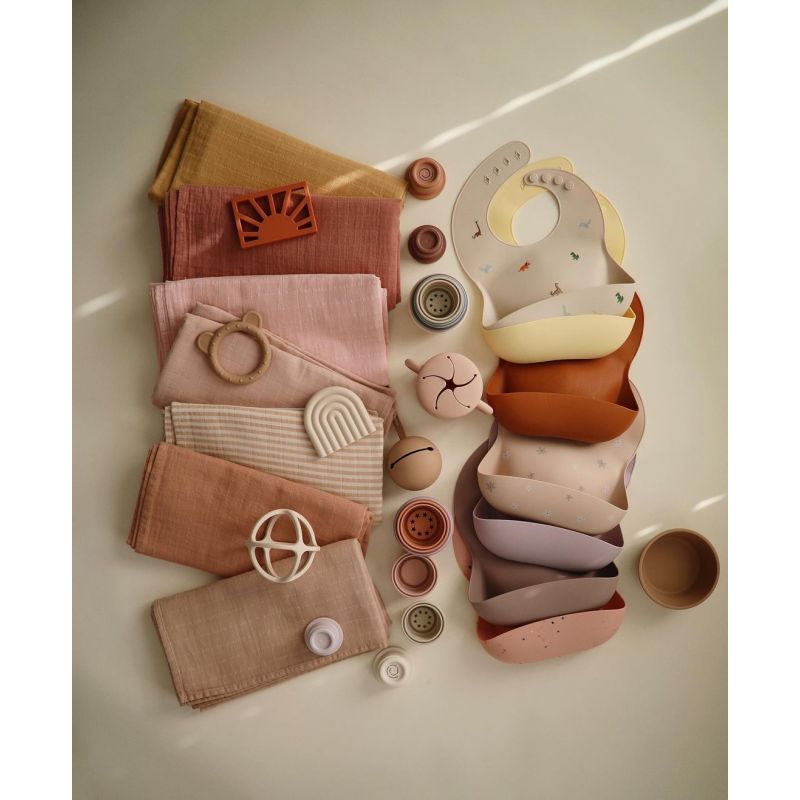 Mushie Silicone Bib Warm Taupe - Laadlee