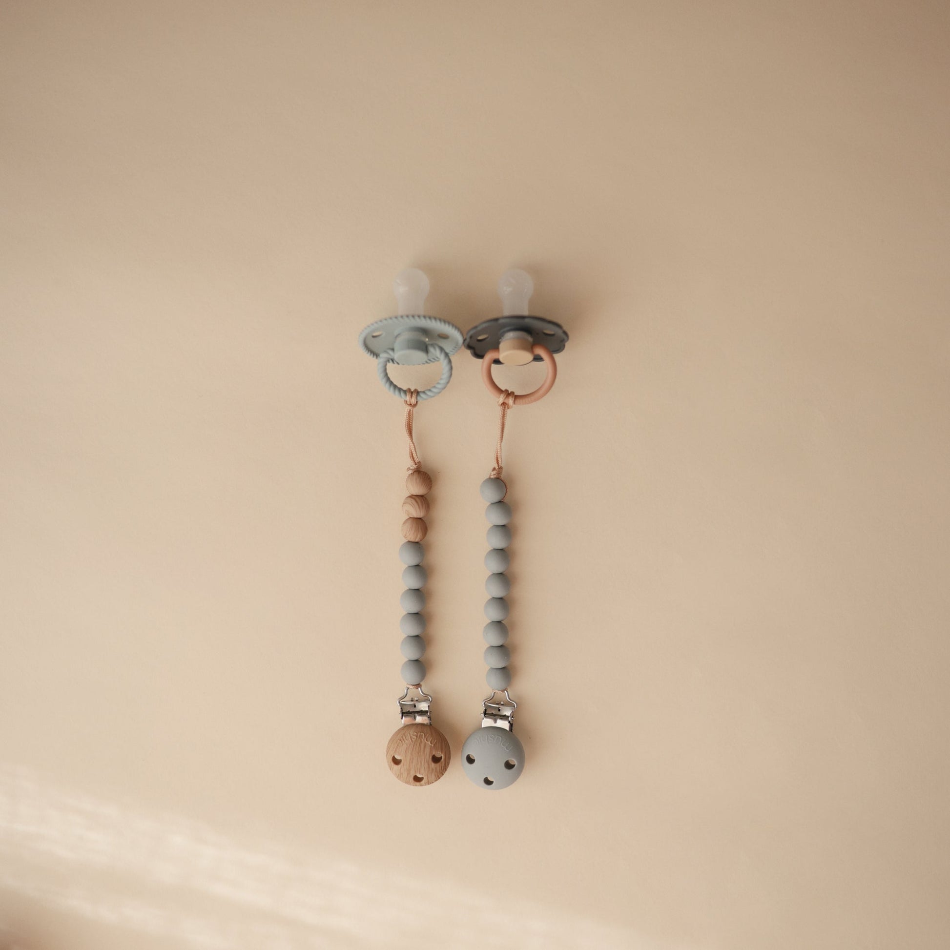 Mushie Pacifier Clips Eva Stone - Laadlee