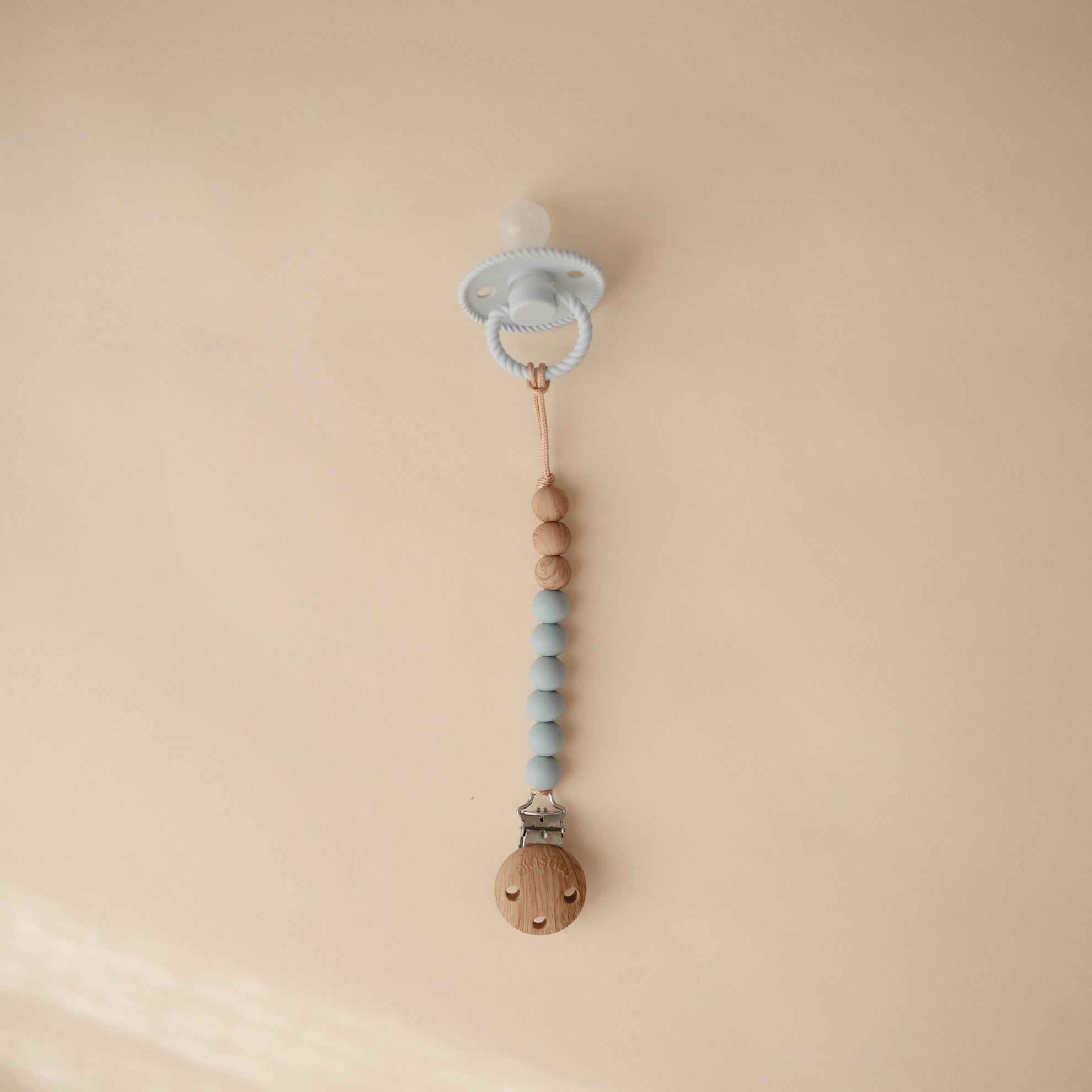 Mushie Pacifier Clips Eva Cloud - Laadlee