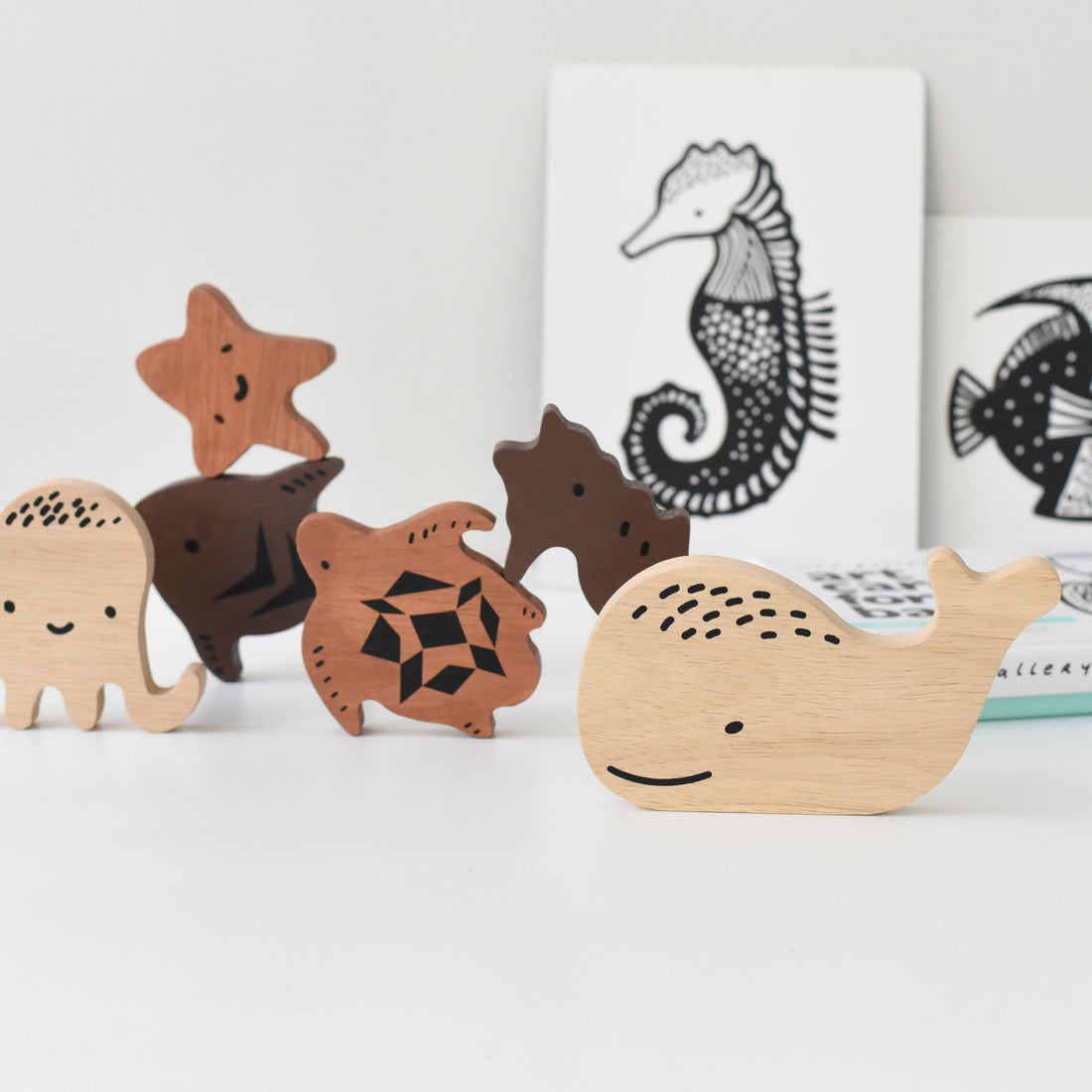 Wee Gallery - Wooden Tray Puzzle - Ocean Animals - Laadlee